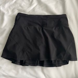 Lululemon black tennis skirt
